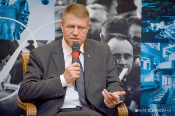 Iohannis: Ponta este un om manevrat, este omul unui sistem